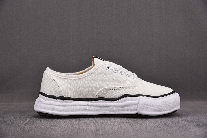 Ma*s*n mihara yasuhiro sneaker