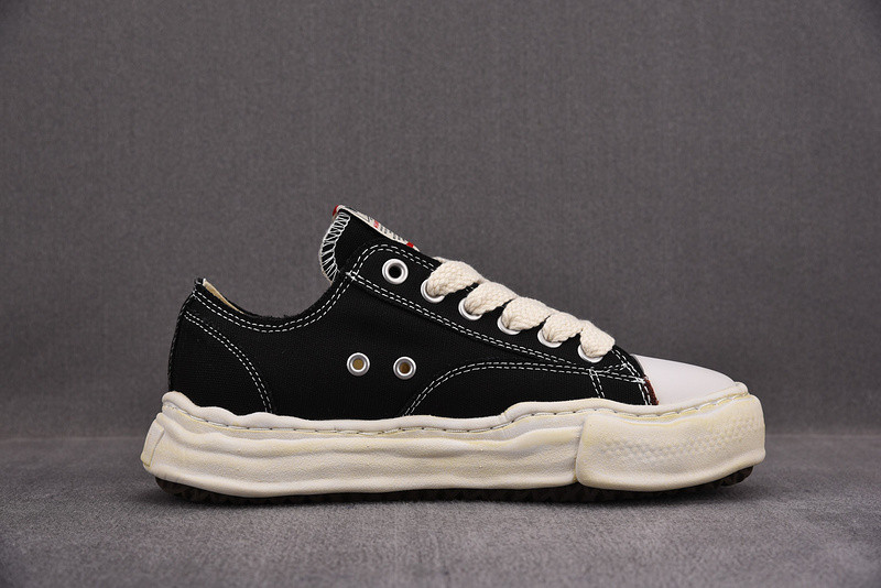 Ma*s*n mihara yasuhiro sneaker