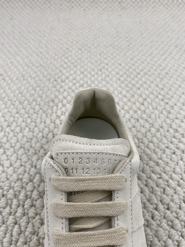 ma*s*n Ma*i*la sneaker