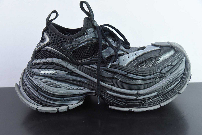 BC XL SNEAKERS