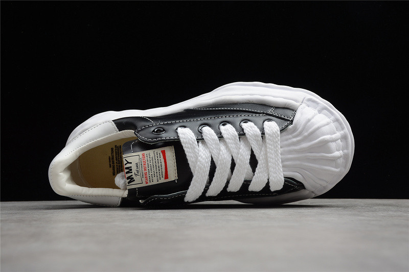 Ma*s*n mihara yasuhiro sneaker